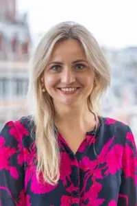 Headshot Sample (14) (2)